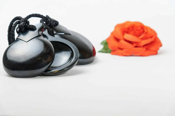 Maîtriser les castagnettes en 5 étapes clés